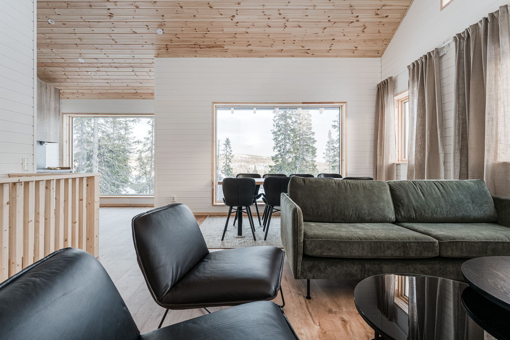 Radhus, Svampstigen 6A, Svampstigen, Utsikten, Storhogna, Berg