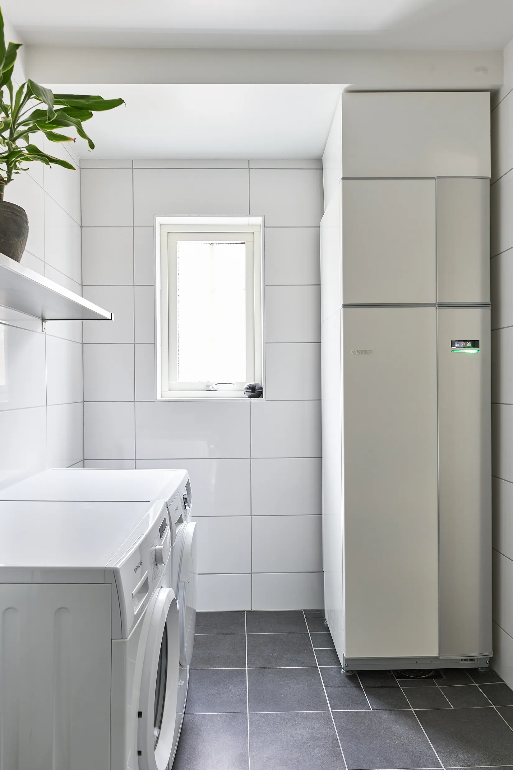Bostadsrätt, Radhus, Blåhallonvägen 21A, Tosterön, Strängnäs