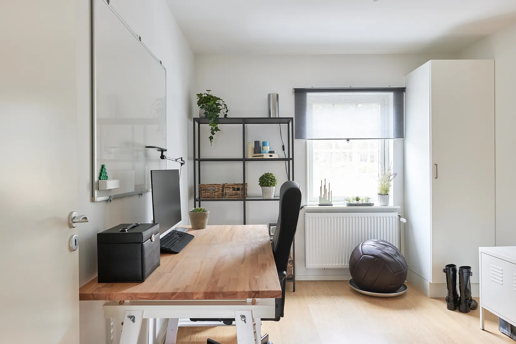 Bostadsrätt, Radhus, Blåhallonvägen 21A, Tosterön, Strängnäs