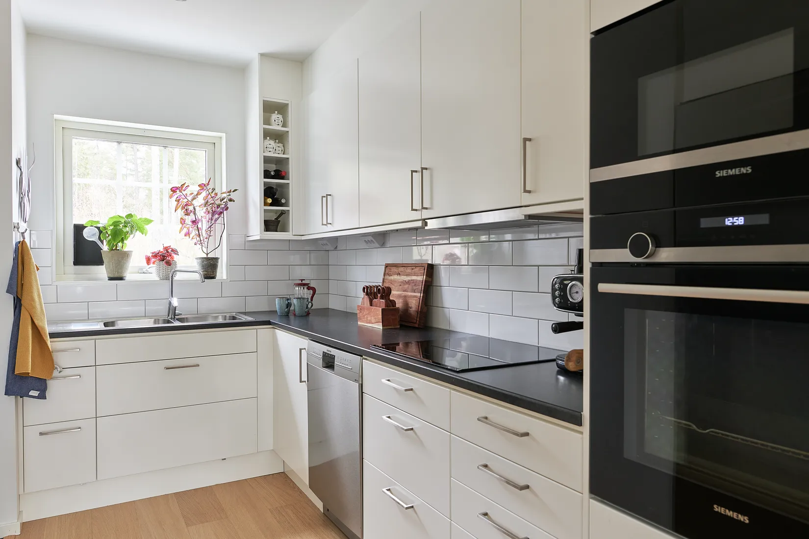 Bostadsrätt, Radhus, Blåhallonvägen 21A, Tosterön, Strängnäs
