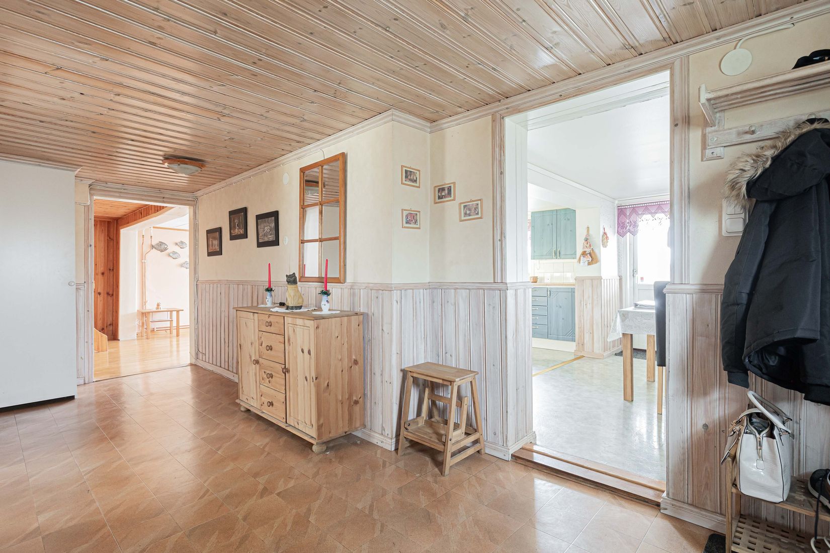 Villa, Lindbacken 21, Munktorp, Köping