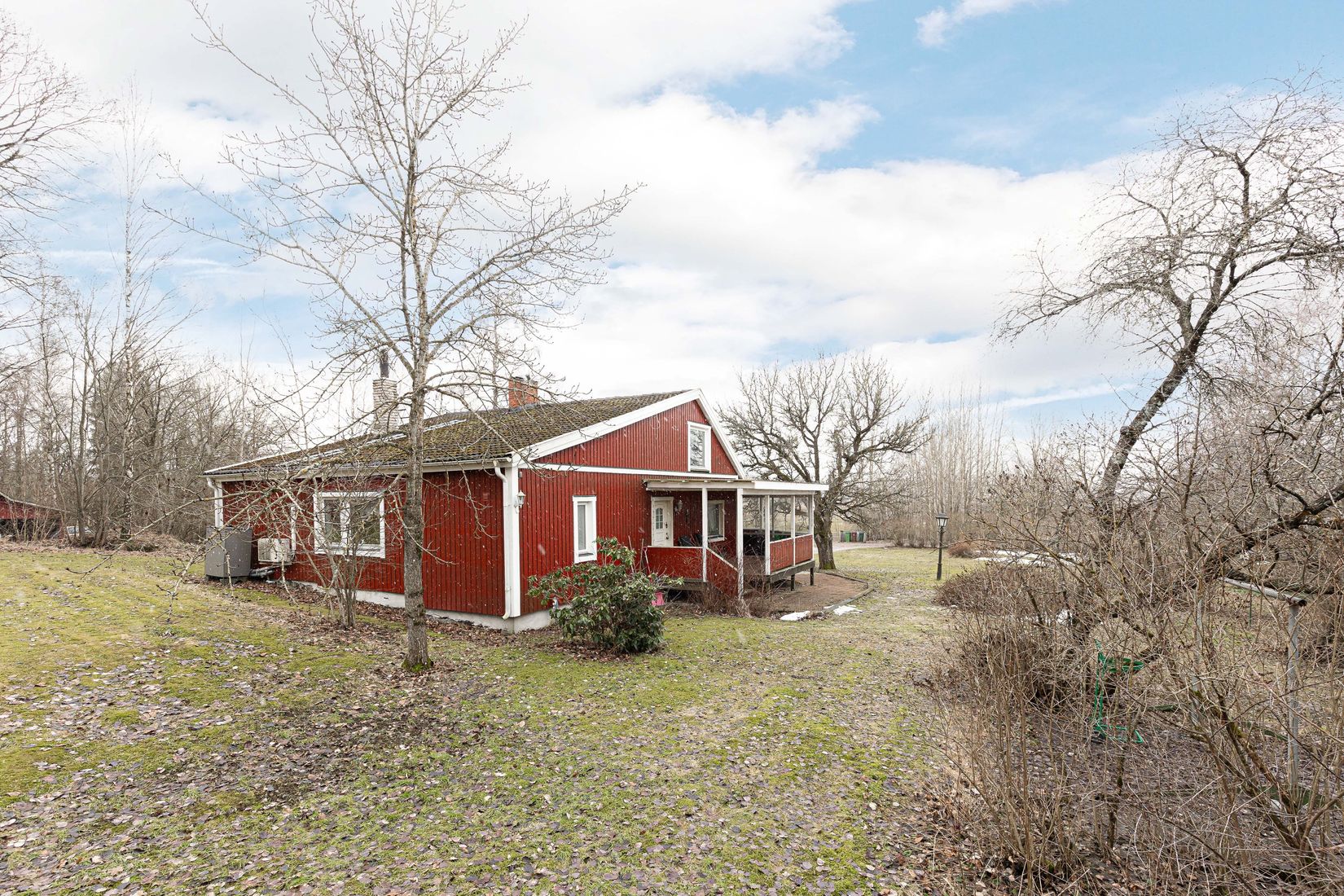 Villa, Lindbacken 21, Munktorp, Köping