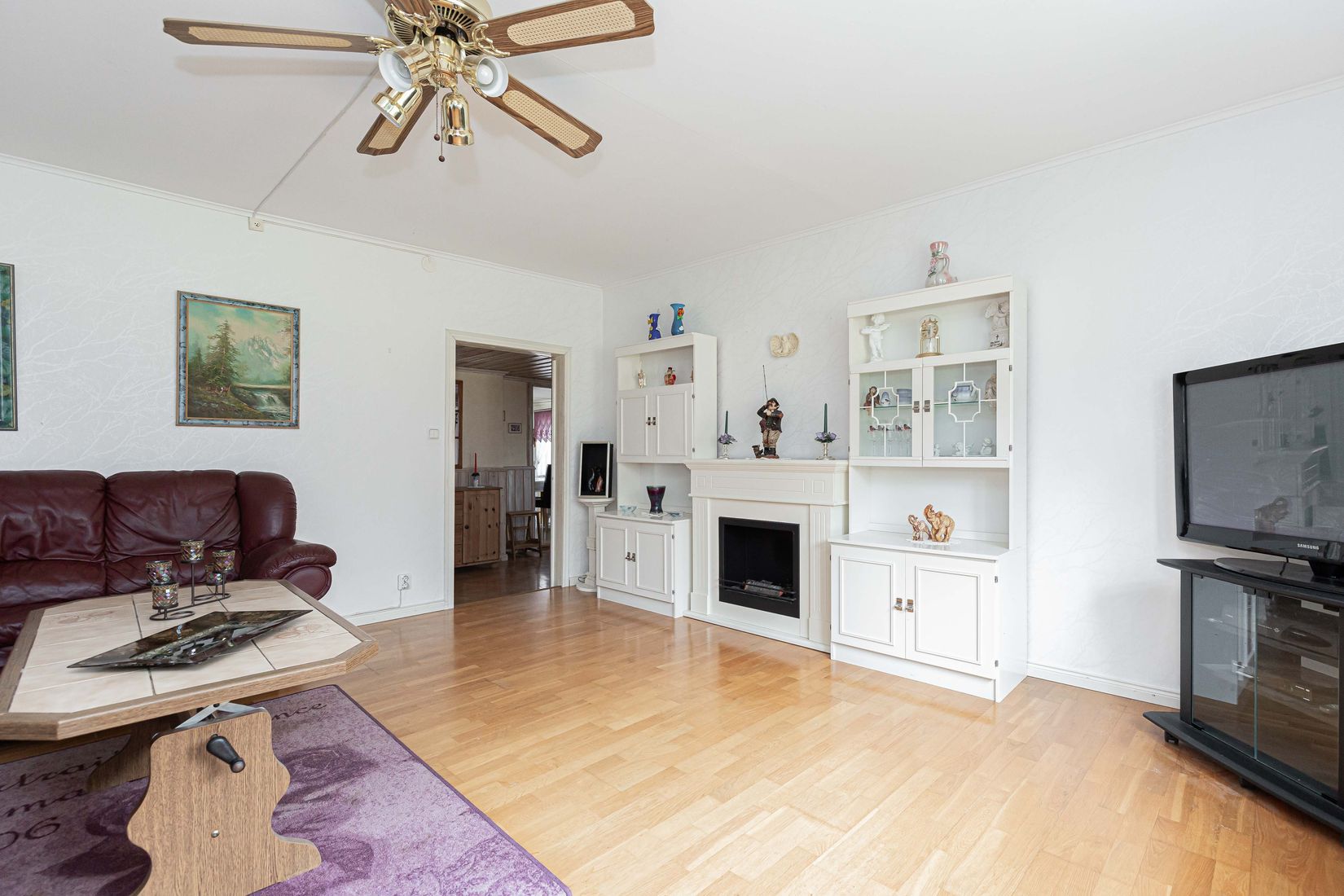 Villa, Lindbacken 21, Munktorp, Köping