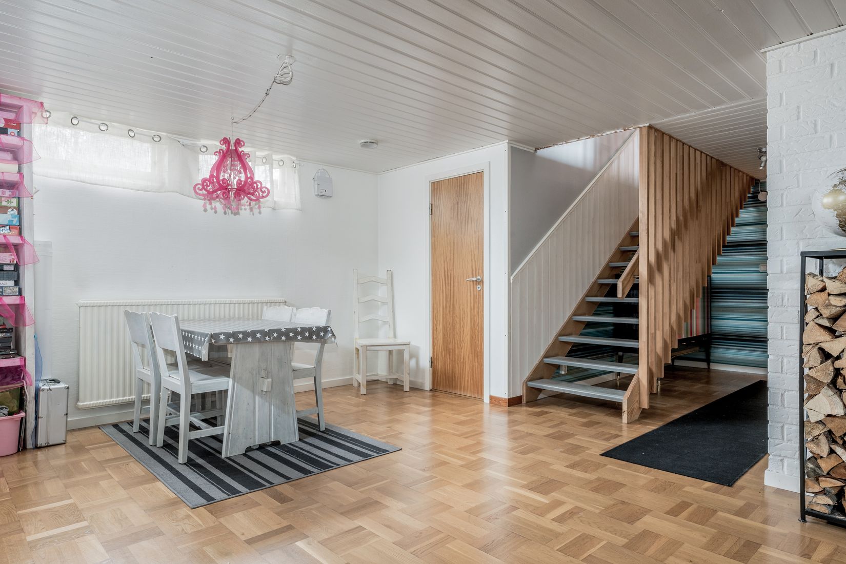 Radhus, Tegelvägen 10, Svalsta, Nyköping