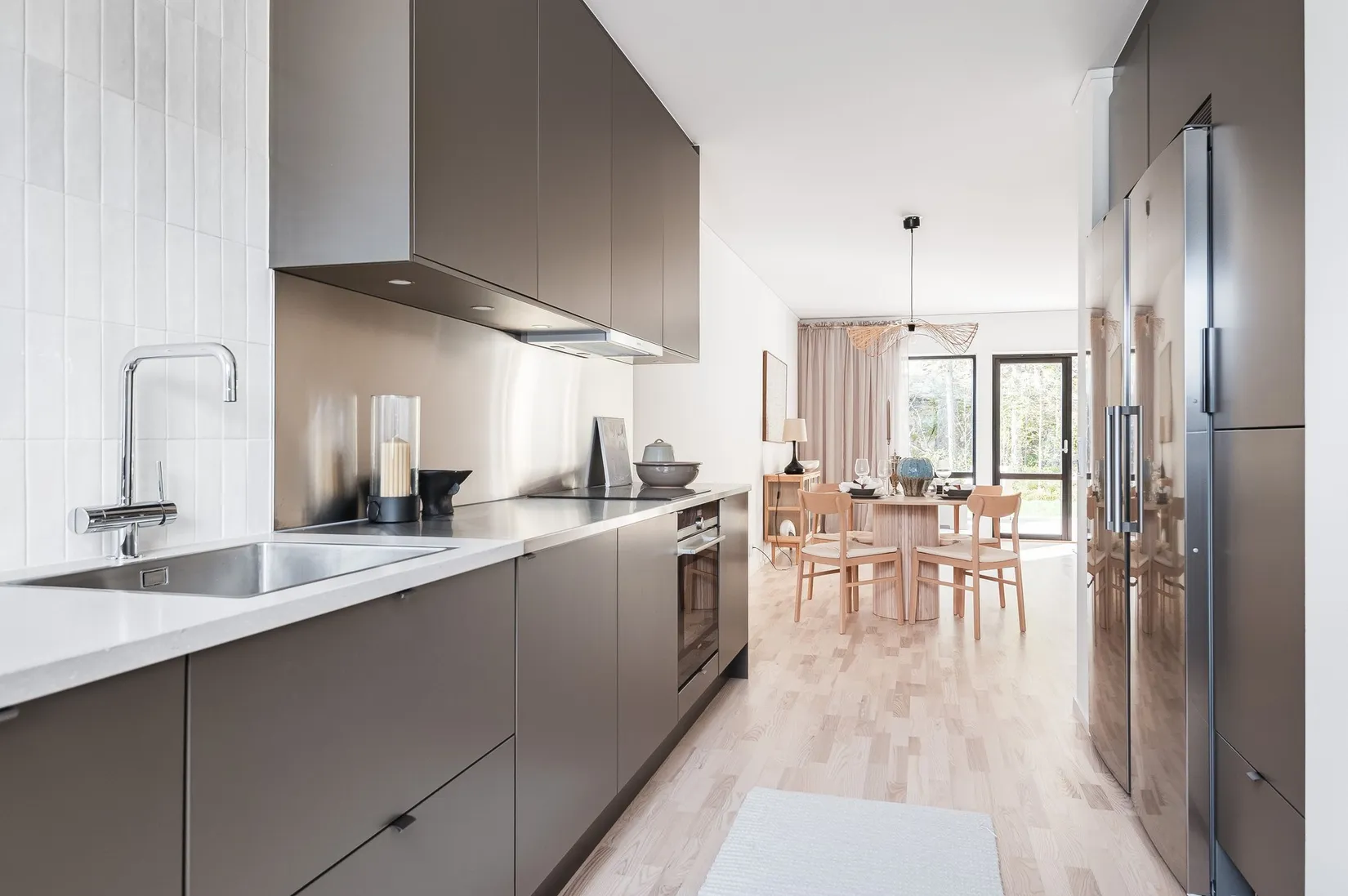 Radhus, Akrobatgatan 9 F, Björkalund, Norrköping