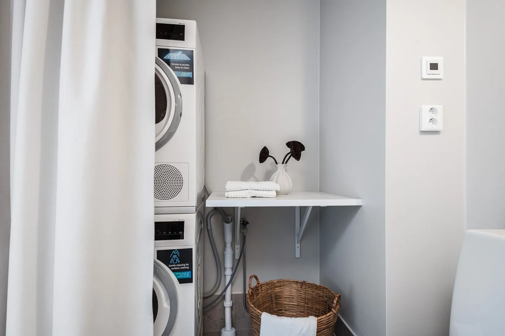 Radhus, Akrobatgatan 11 B, Björkalund, Norrköping