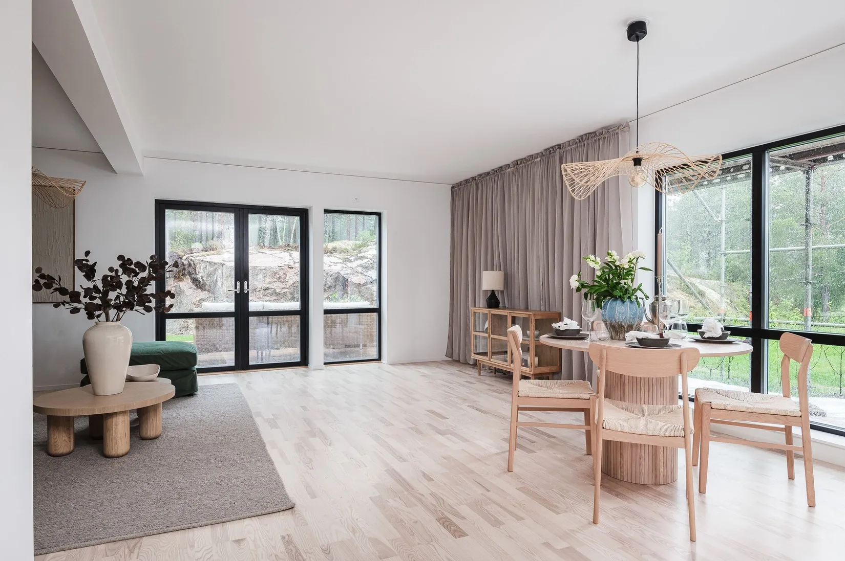 Radhus, Akrobatgatan 11 B, Björkalund, Norrköping