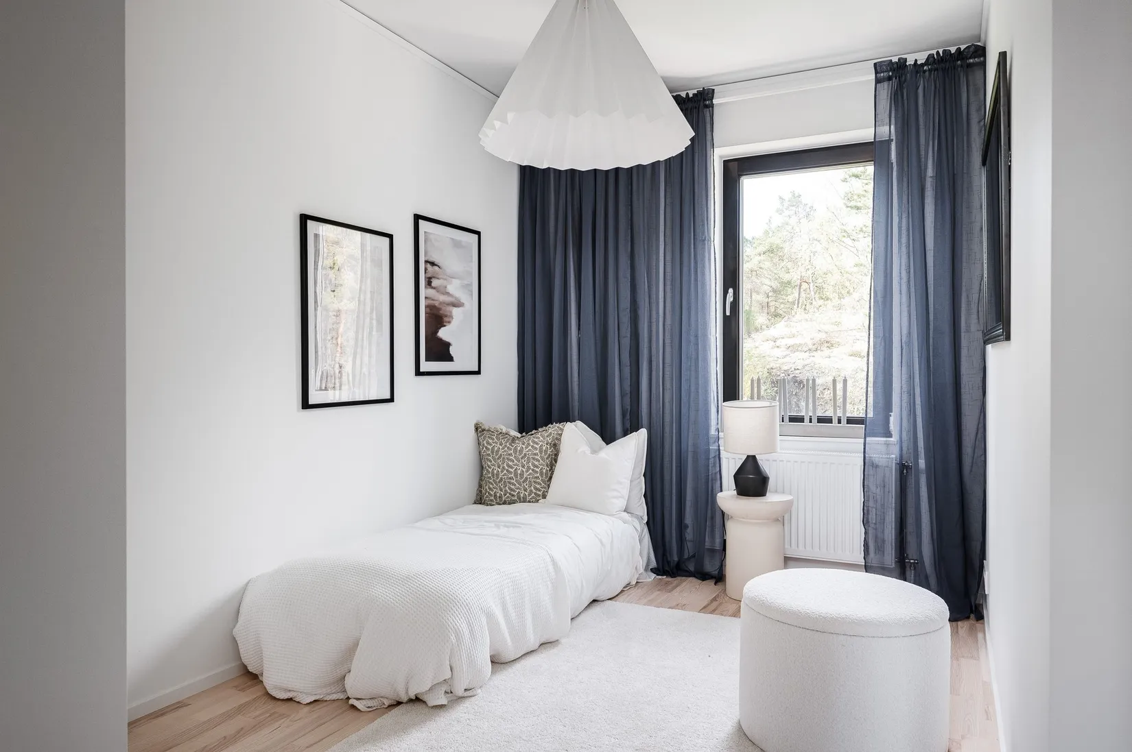 Radhus, Akrobatgatan 11 B, Björkalund, Norrköping