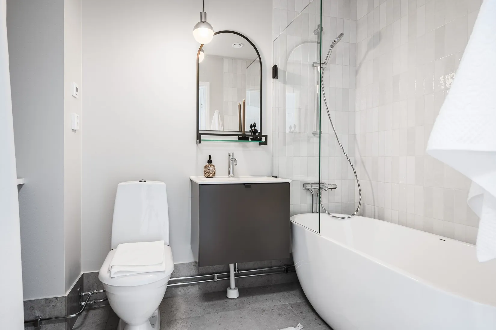 Radhus, Akrobatgatan 11 B, Björkalund, Norrköping