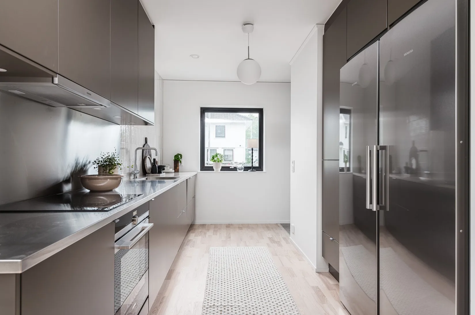 Radhus, Akrobatgatan 11 B, Björkalund, Norrköping