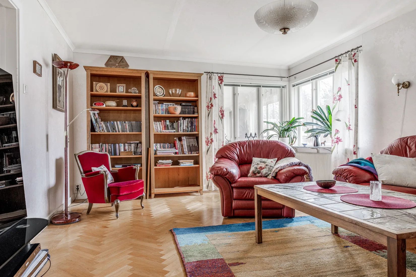 Villa, Marmorvägen 12, Marmorbyn, Vingåker