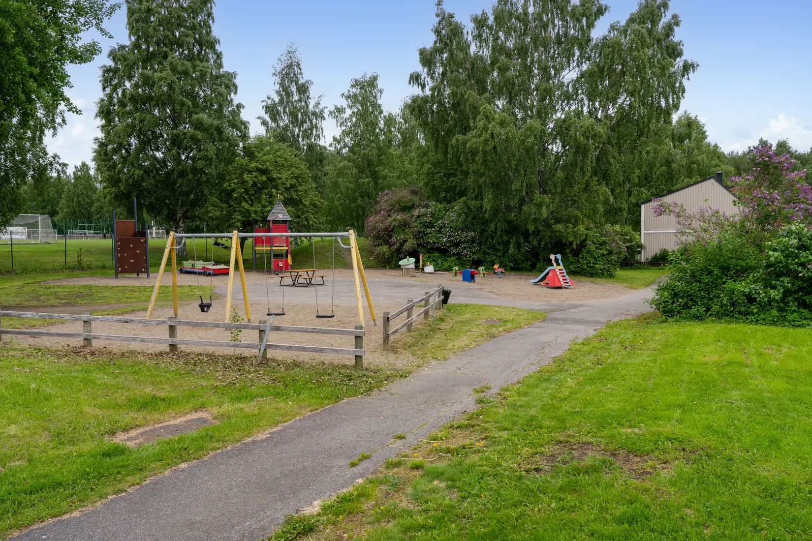Villa, Radhus, Nyponvägen 33, Morön, Skellefteå