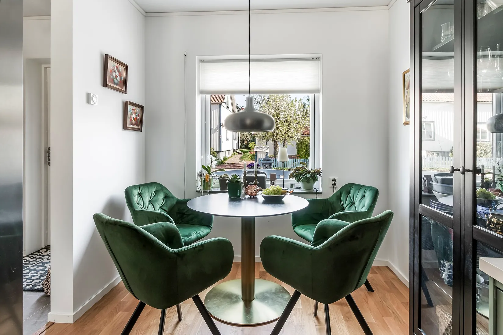 Radhus, Släggargatan 1 D, Malmaberg, Västerås