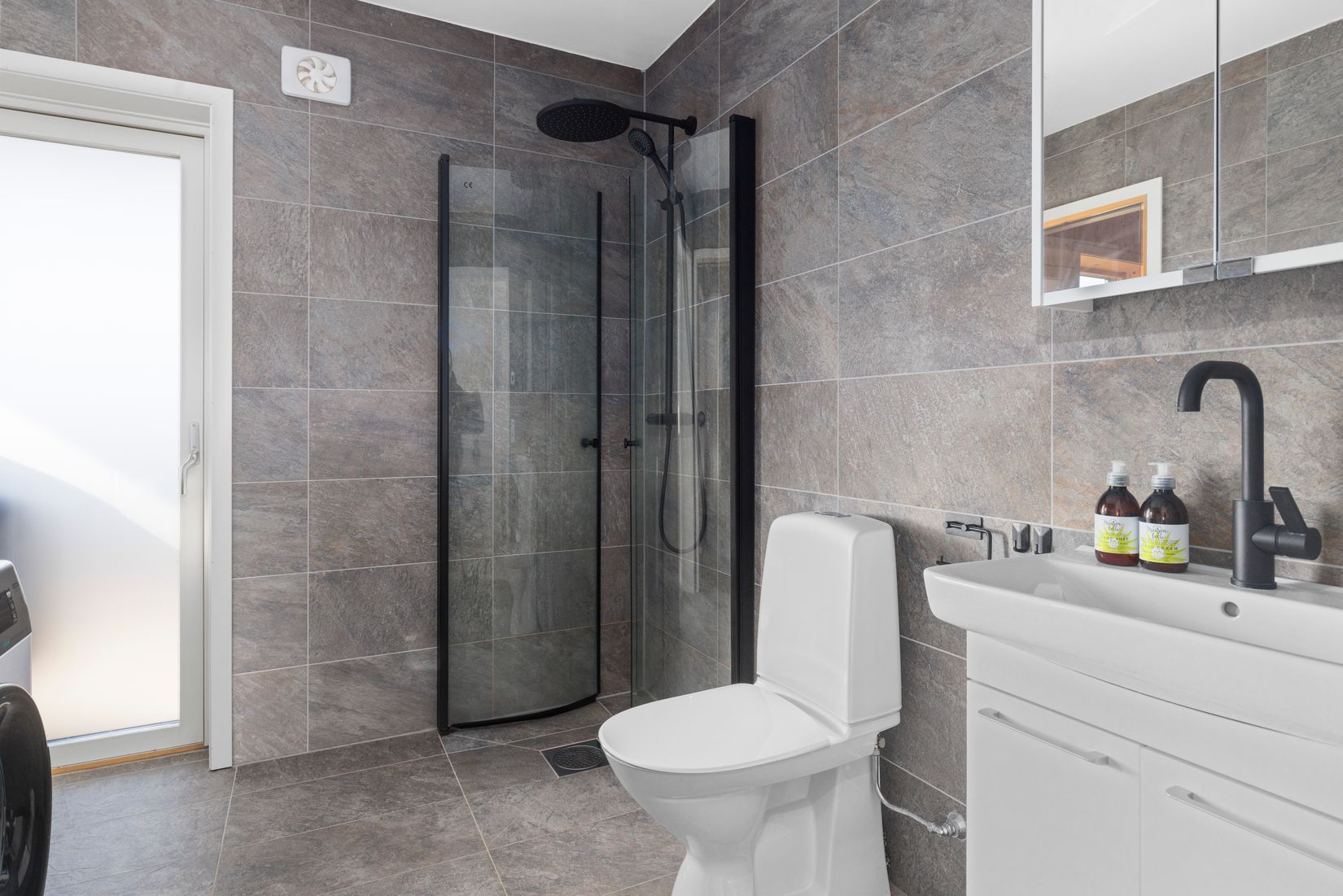 Villa, Tjärehällsvägen 9, Tjärnö, Strömstad