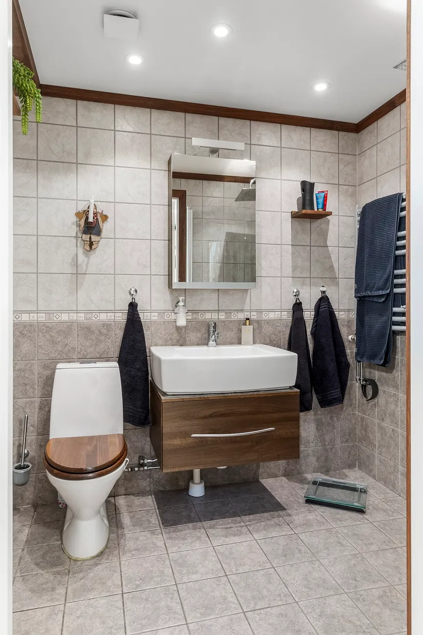 Radhus, Tulpangatan 17, Önsta Gryta, Västerås