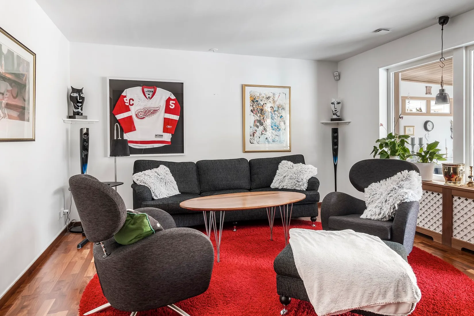 Radhus, Tulpangatan 17, Önsta Gryta, Västerås