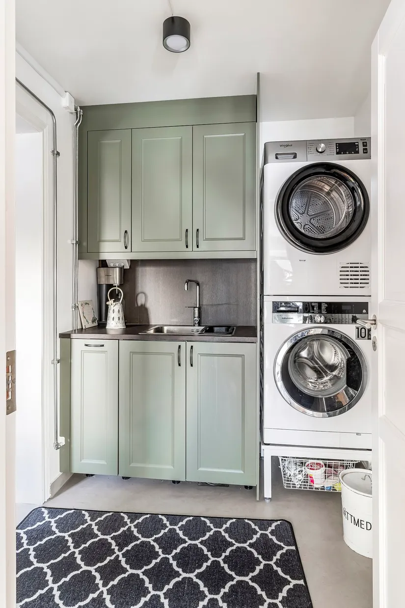 Radhus, Tulpangatan 17, Önsta Gryta, Västerås