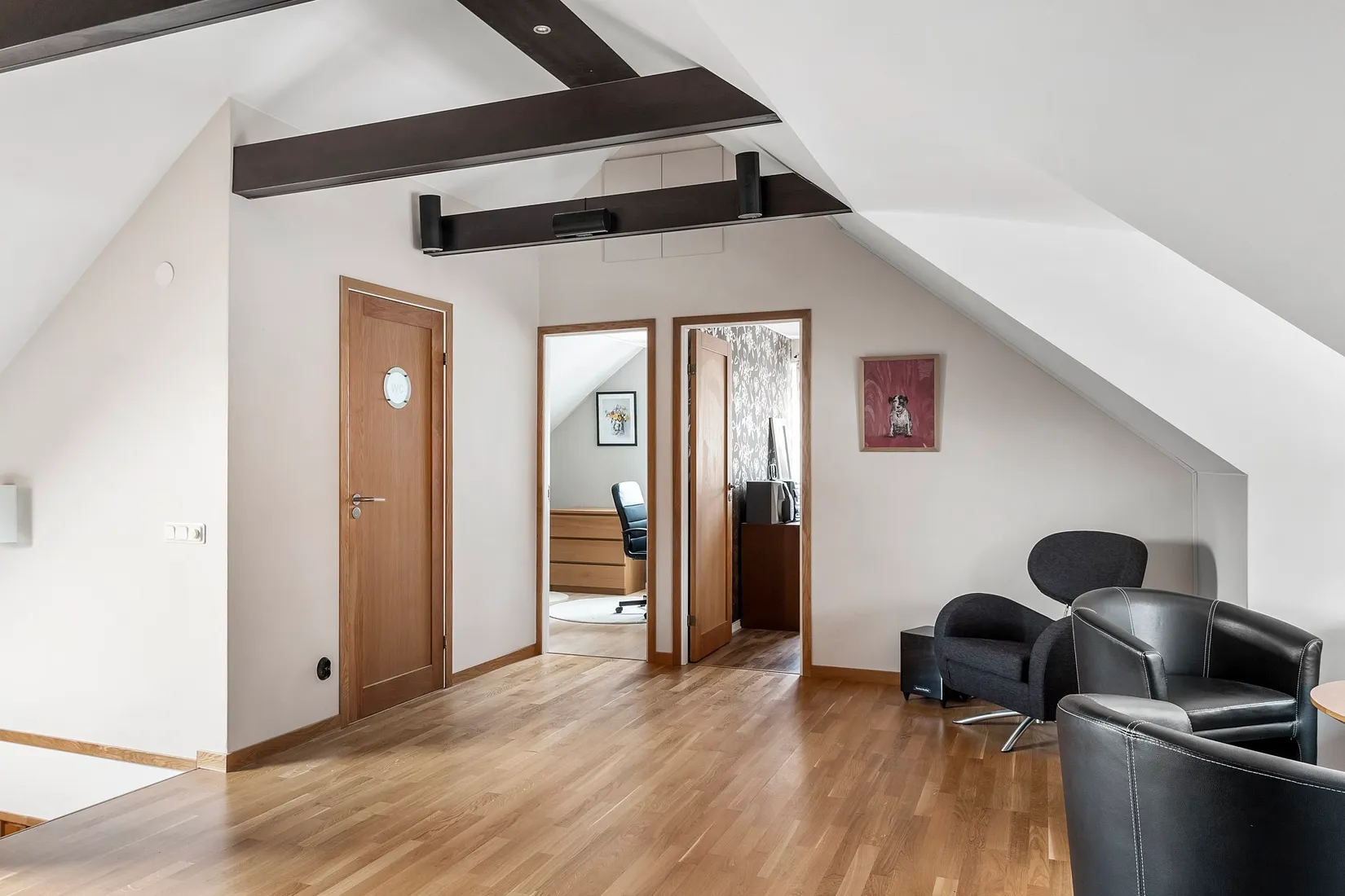 Radhus, Tulpangatan 17, Önsta Gryta, Västerås