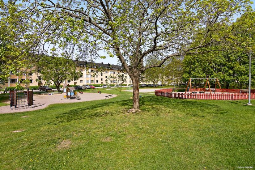 Bostadsrätt, Rondellen 8, Kallhäll, Järfälla