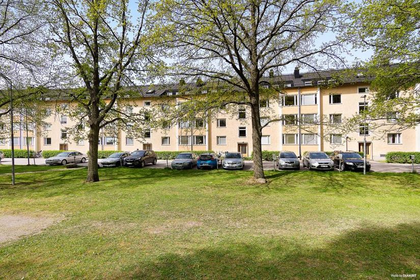 Bostadsrätt, Rondellen 8, Kallhäll, Järfälla