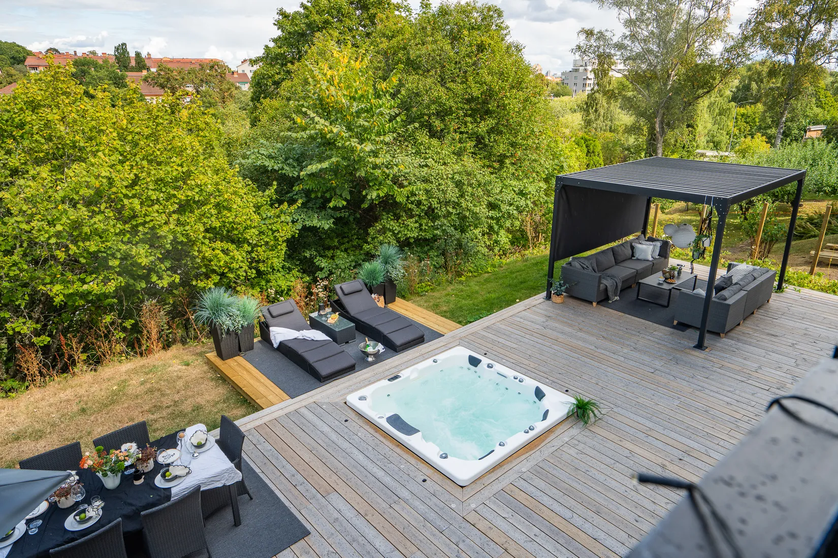 Villa, Lustigkullagatan 24, Lustigkulla, Västerås