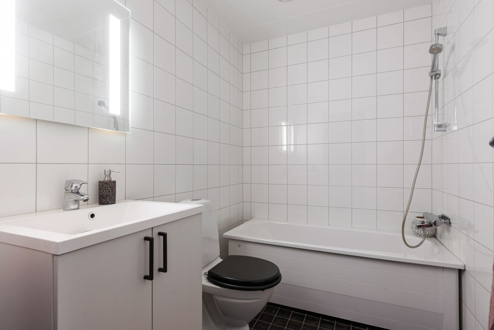 Bostadsrätt, Radhus, Artemisvägen 1B, Rimbo - Västertorp, Norrtälje