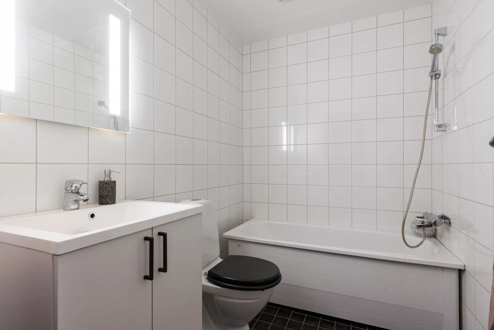 Radhus, Artemisvägen 1B, Rimbo - Västertorp, Norrtälje