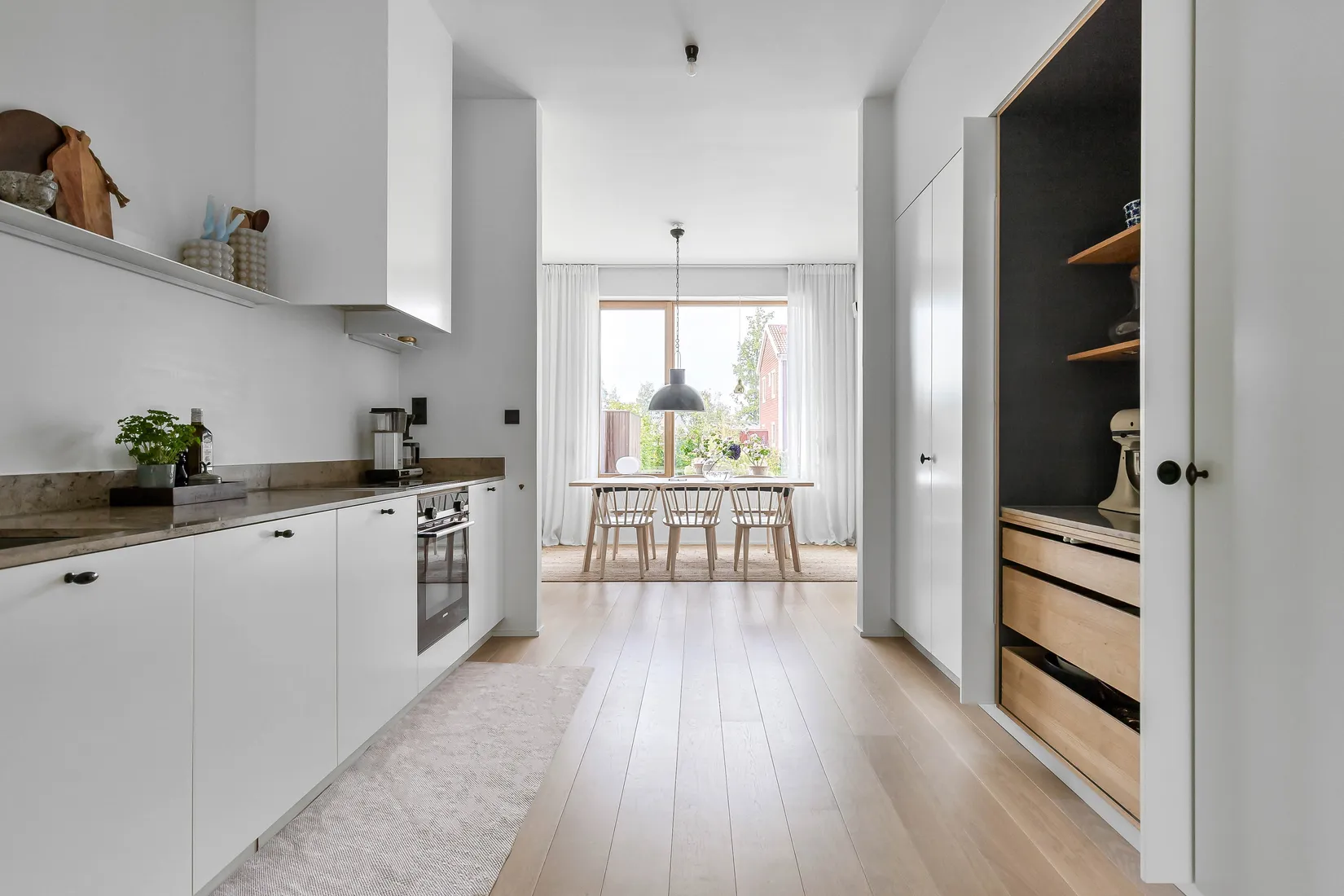Radhus, Vikvägen 102, Vårdsätra, Uppsala