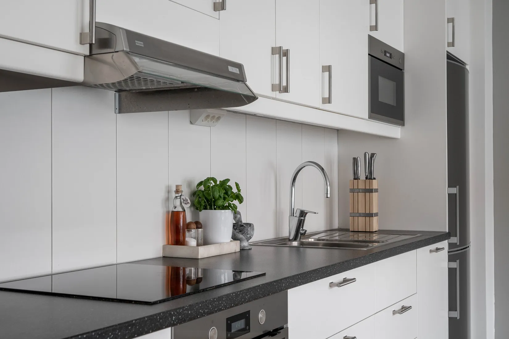 Bostadsrätt, Förrådsvägen 42, Centrala Huddinge, Huddinge