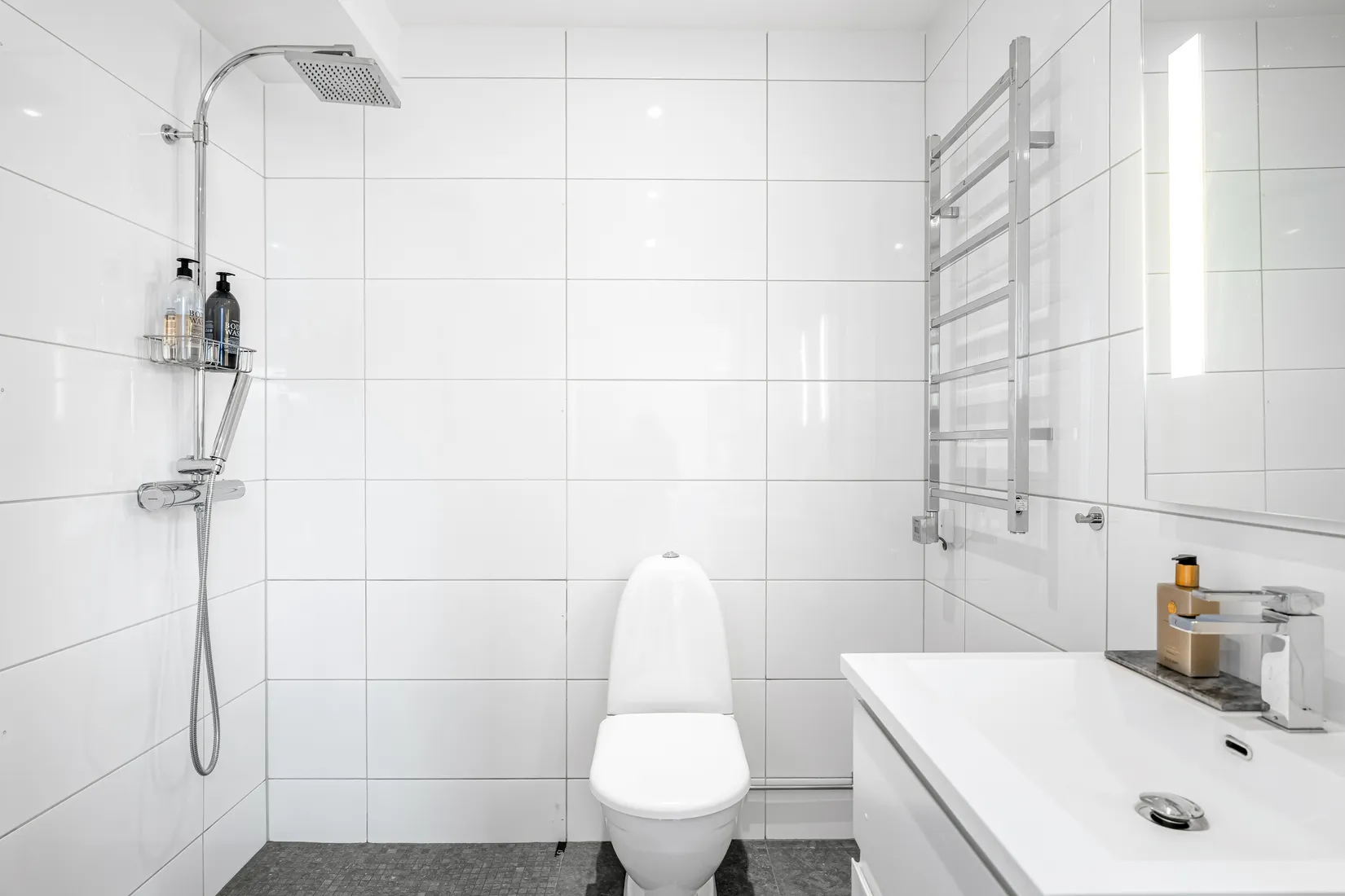 Bostadsrätt, Radhus, Gamla Stockholmsvägen 223A, Glömsta, Huddinge