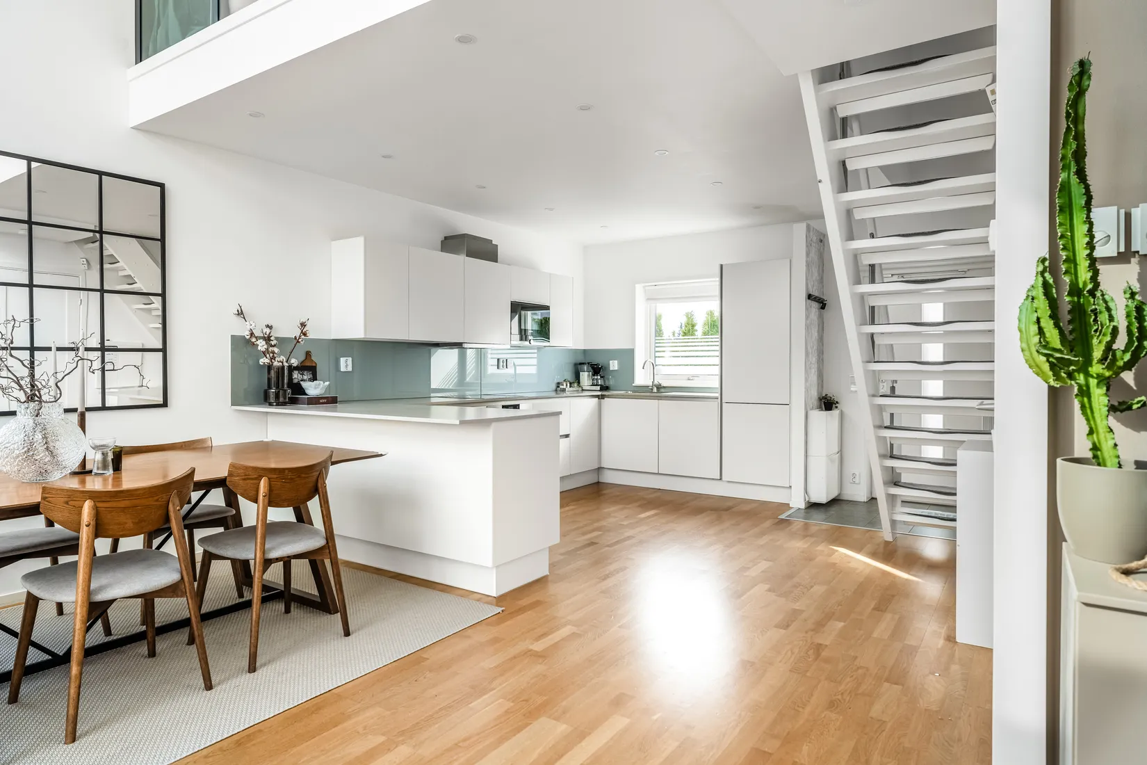 Bostadsrätt, Radhus, Gamla Stockholmsvägen 223A, Glömsta, Huddinge