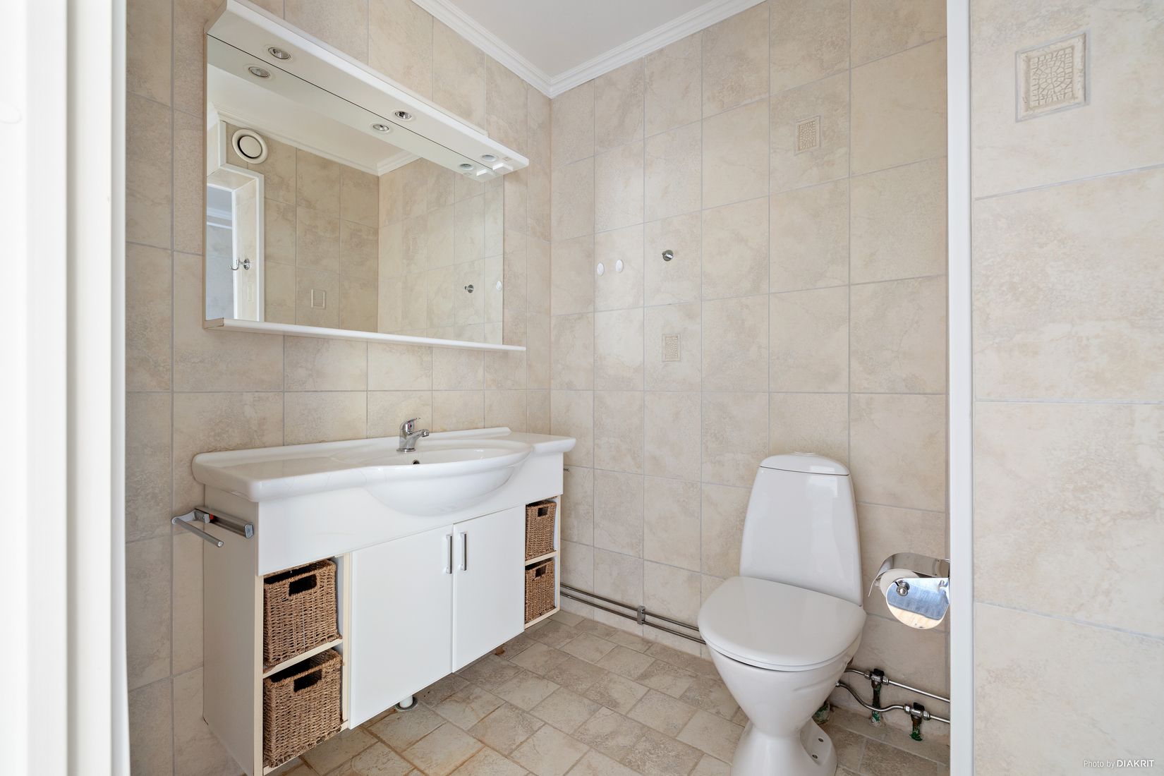 Radhus, Ryavägen 50, Töjnan, Sollentuna