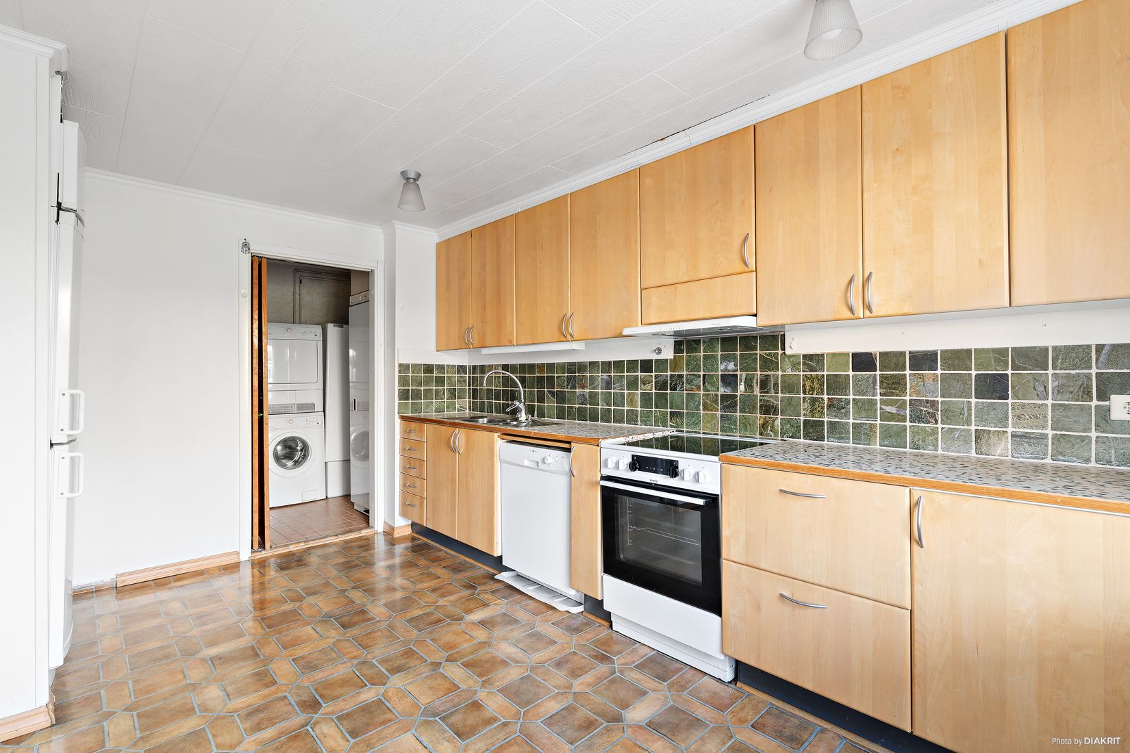 Radhus, Ryavägen 50, Töjnan, Sollentuna