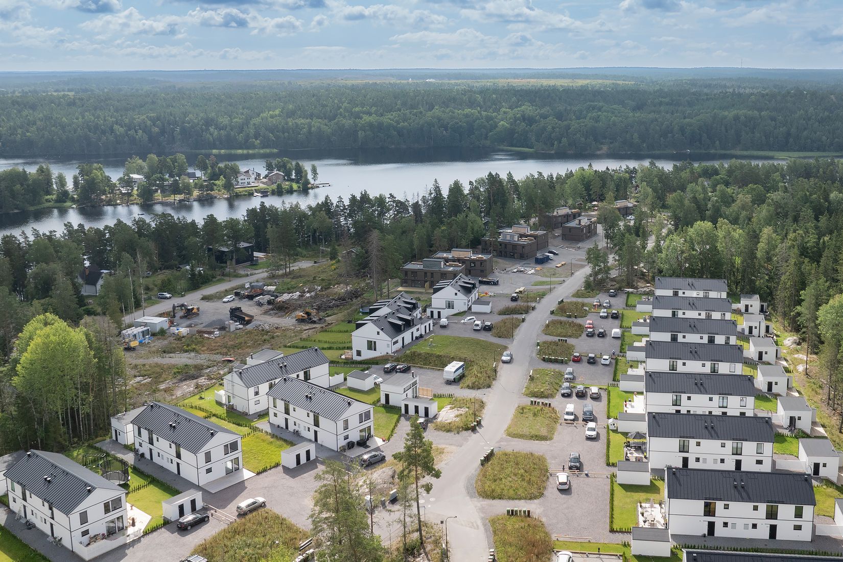 Radhus, Österängsvägen 14C, Gladö Kvarn, Huddinge