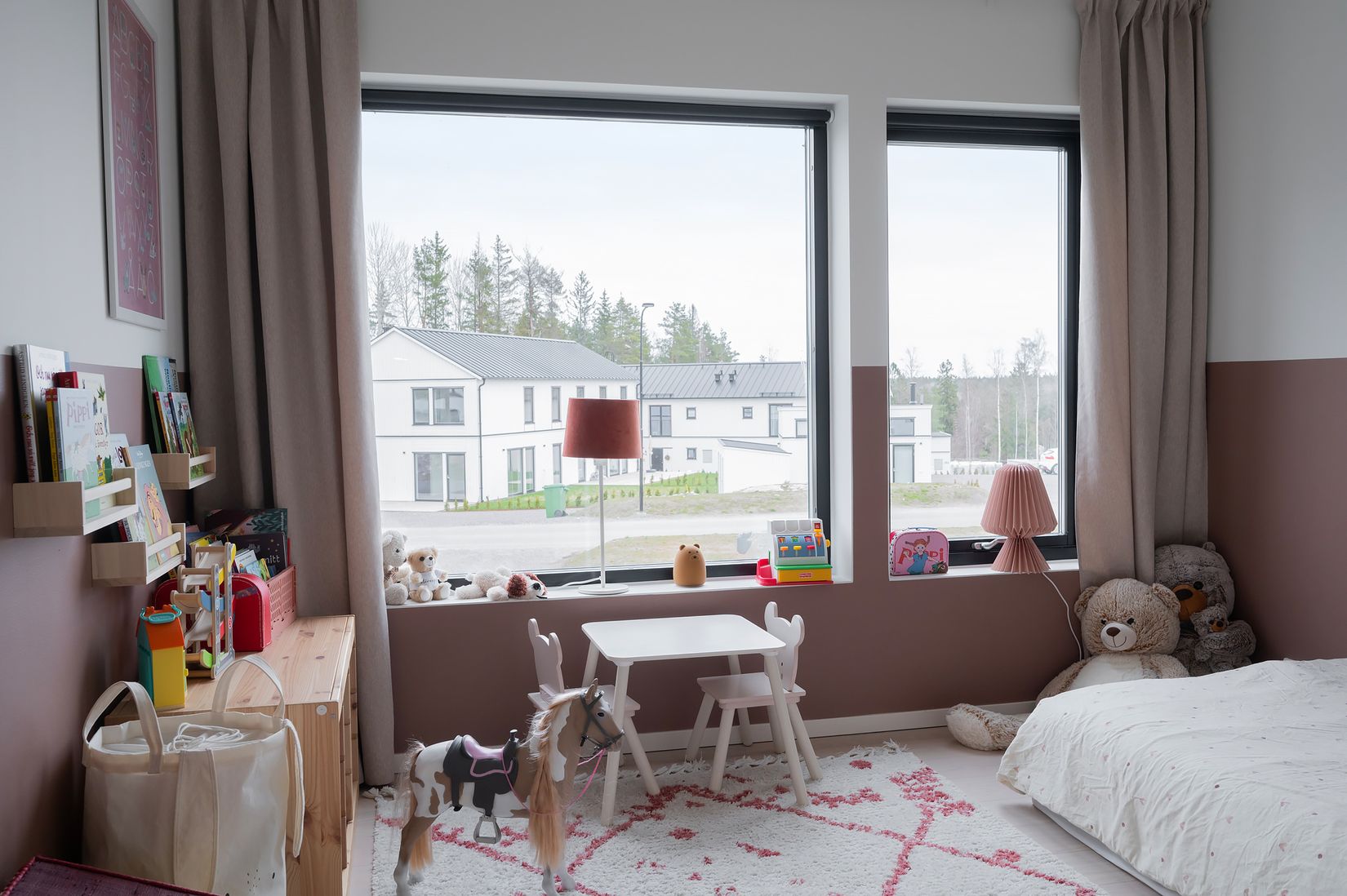 Radhus, Österängsvägen 14C, Gladö Kvarn, Huddinge