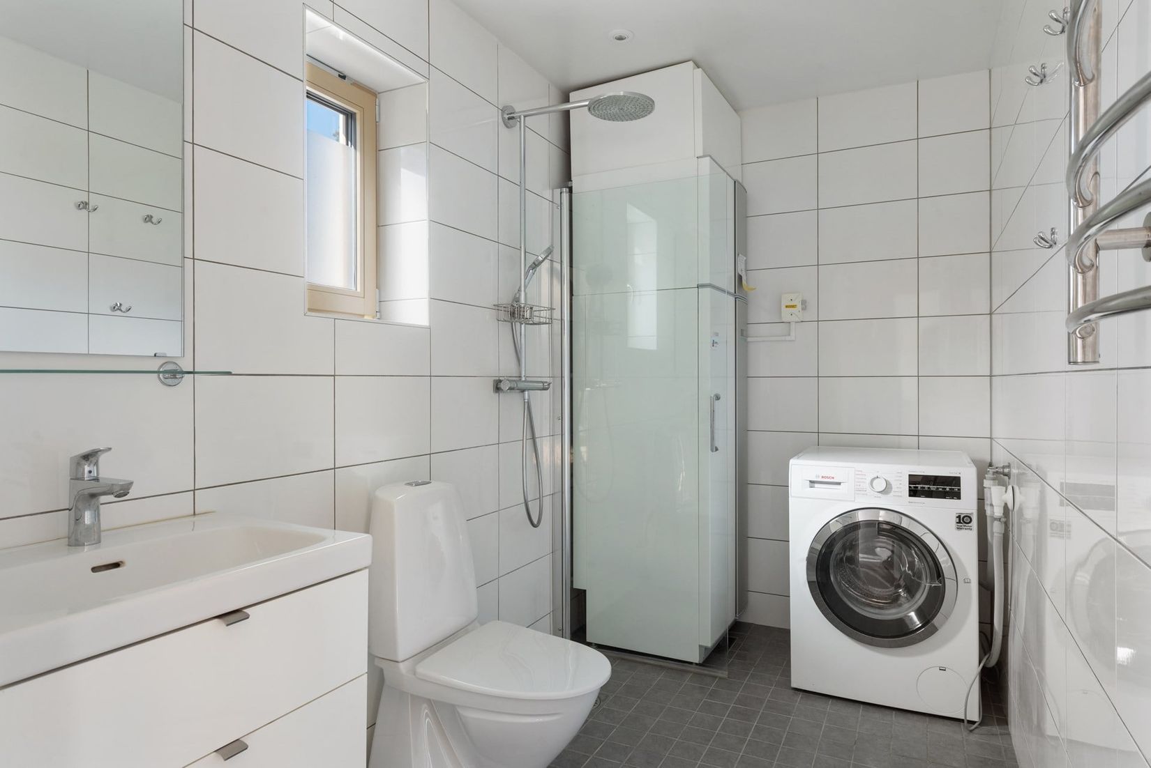 Bostadsrätt, Västansjövägen 79, Ljusterö, Österåker