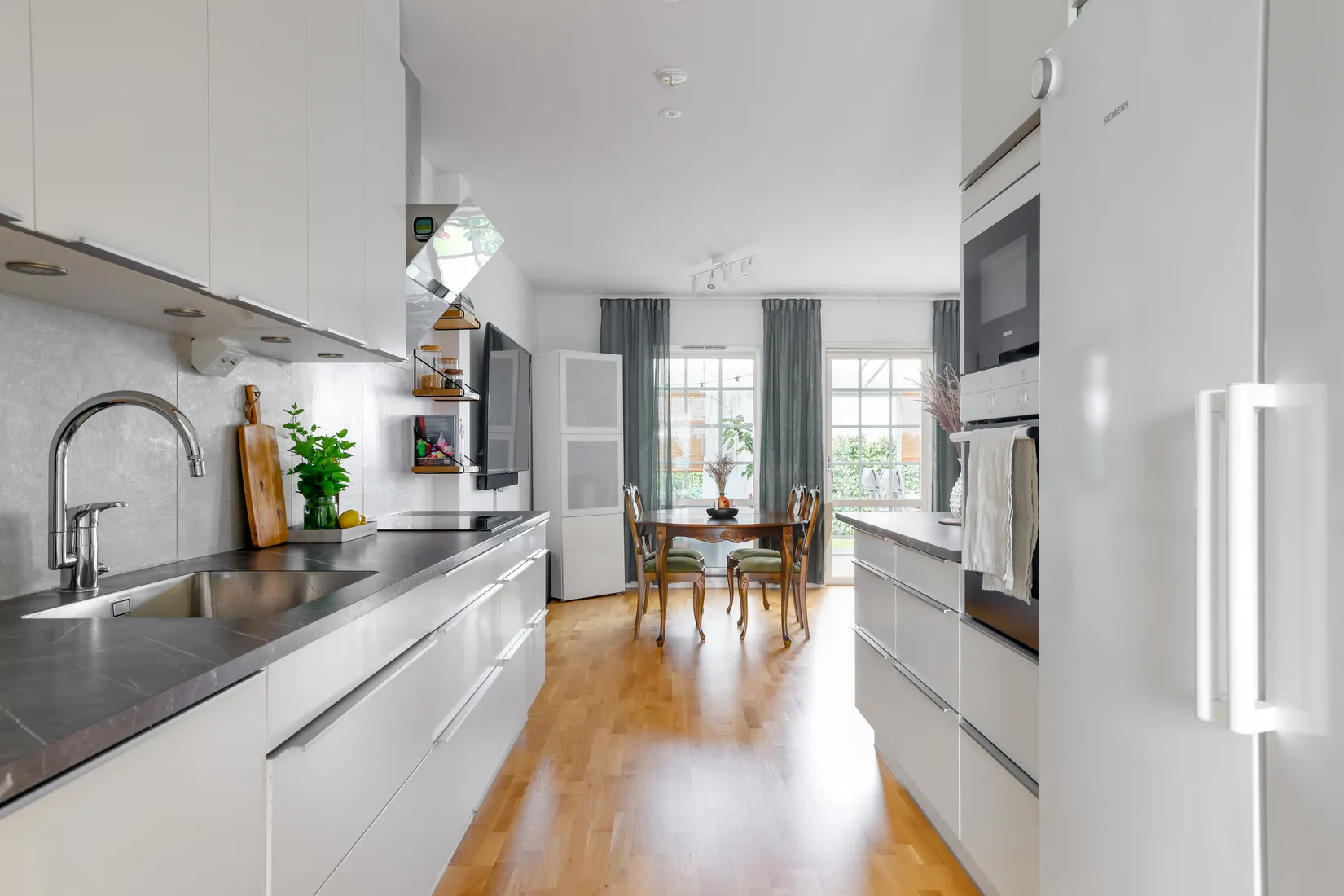 Bostadsrätt, Radhus, Gullrisgatan 121, Gröna Sörby, Kumla