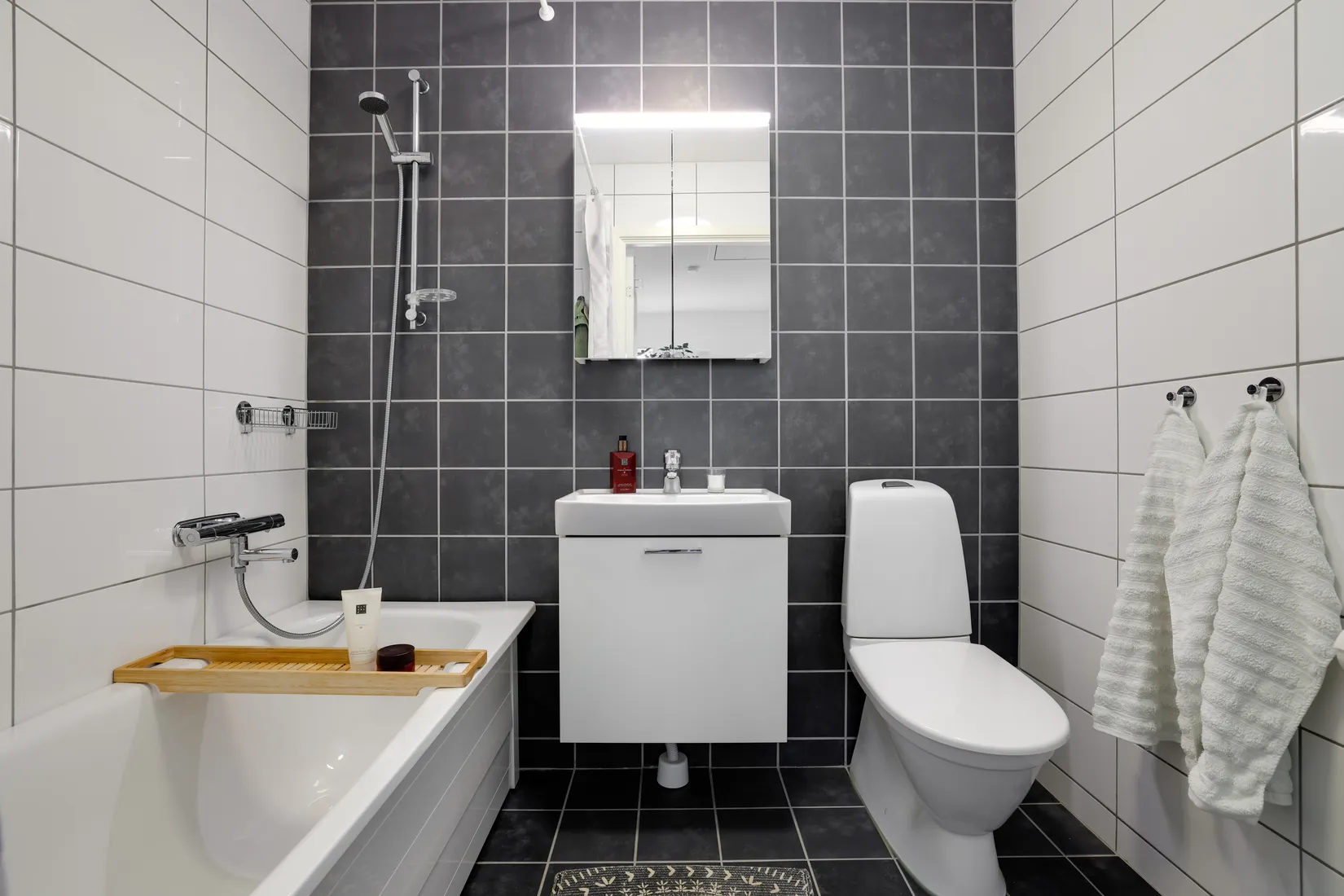 Bostadsrätt, Radhus, Gullrisgatan 121, Gröna Sörby, Kumla
