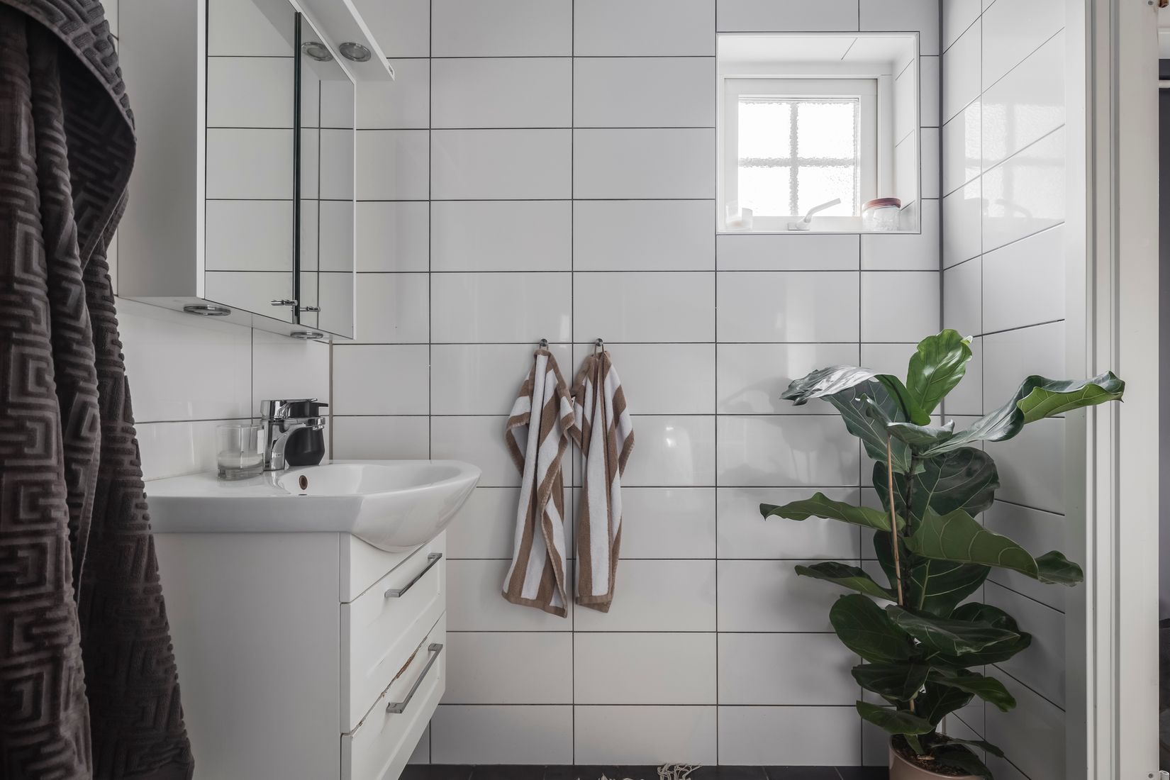 Bostadsrätt, Radhus, Bonstorpsvägen 64, Södra Lindhult, Örebro