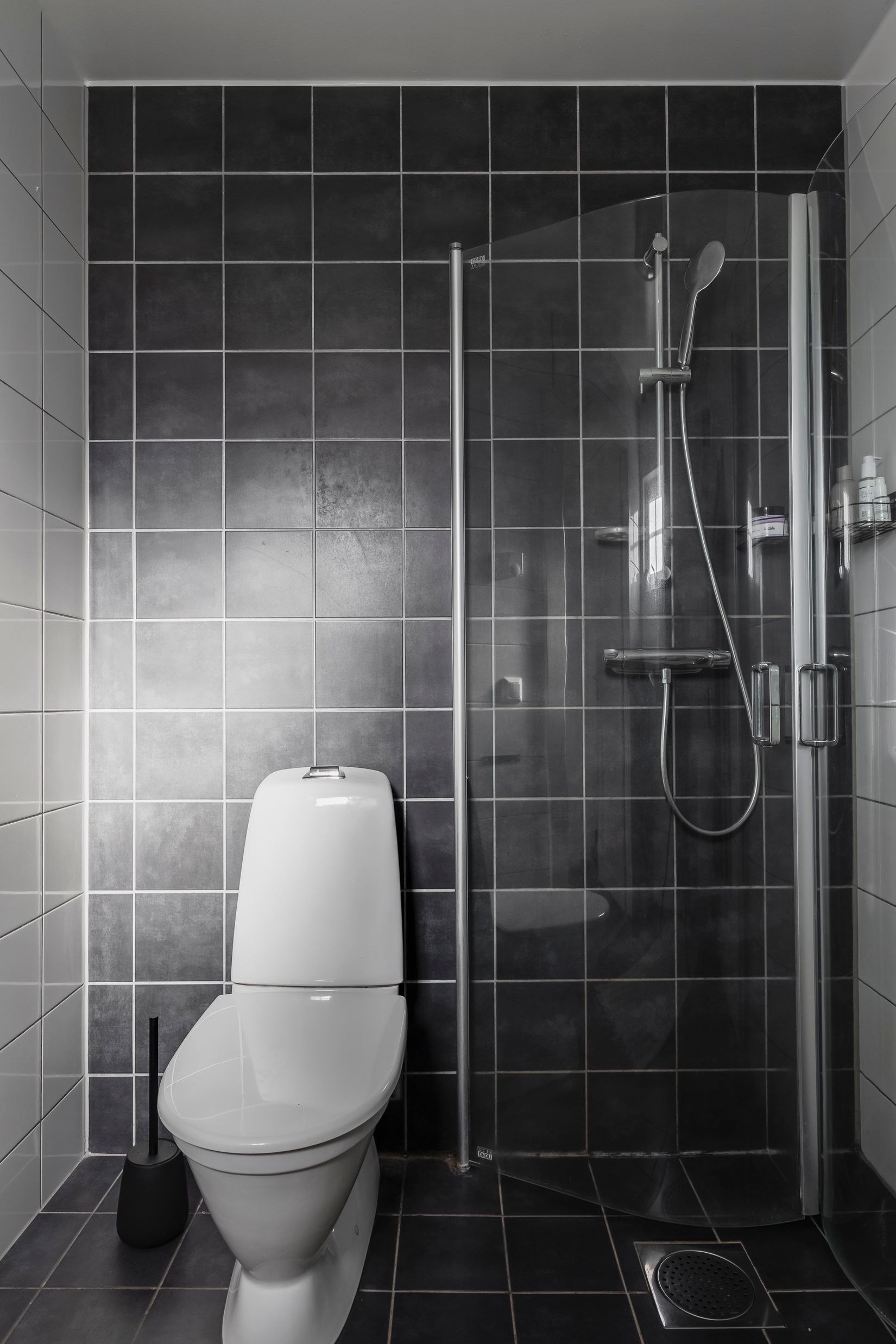 Bostadsrätt, Radhus, Bonstorpsvägen 64, Södra Lindhult, Örebro