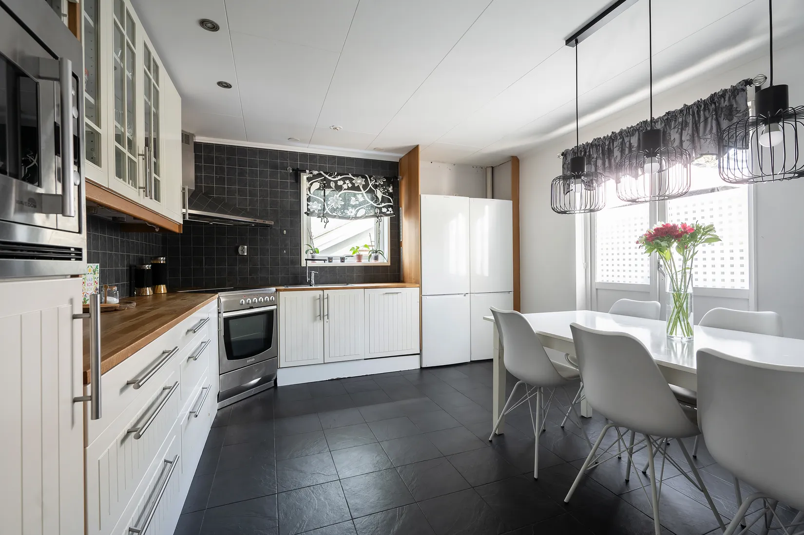 Radhus, Kortvingevägen 3A, Myrängen, Huddinge