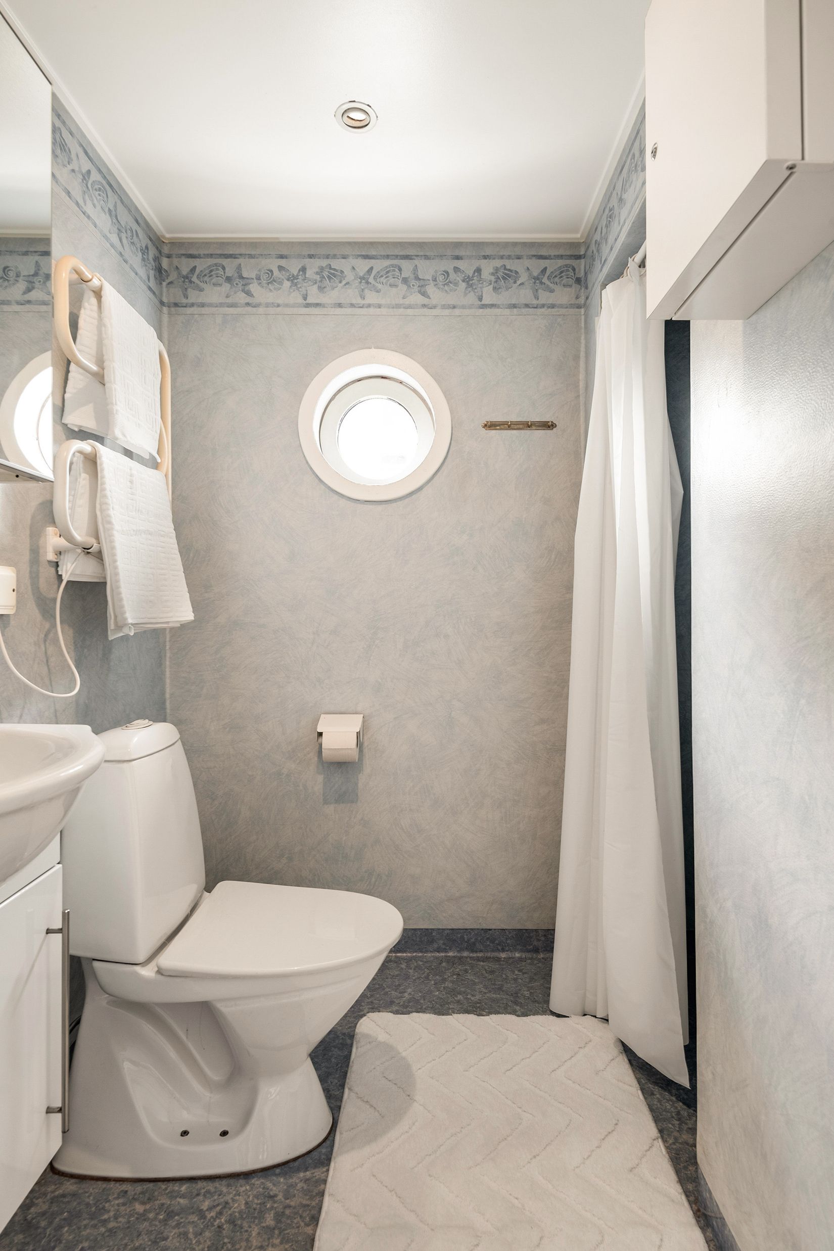 Bostadsrätt, Haqvin spegelgatan 11A, Visby, Gotland