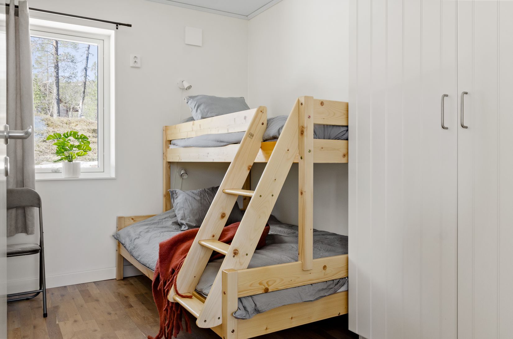 Radhus, Rönnvägen 7A-7B, Storhogna, Berg