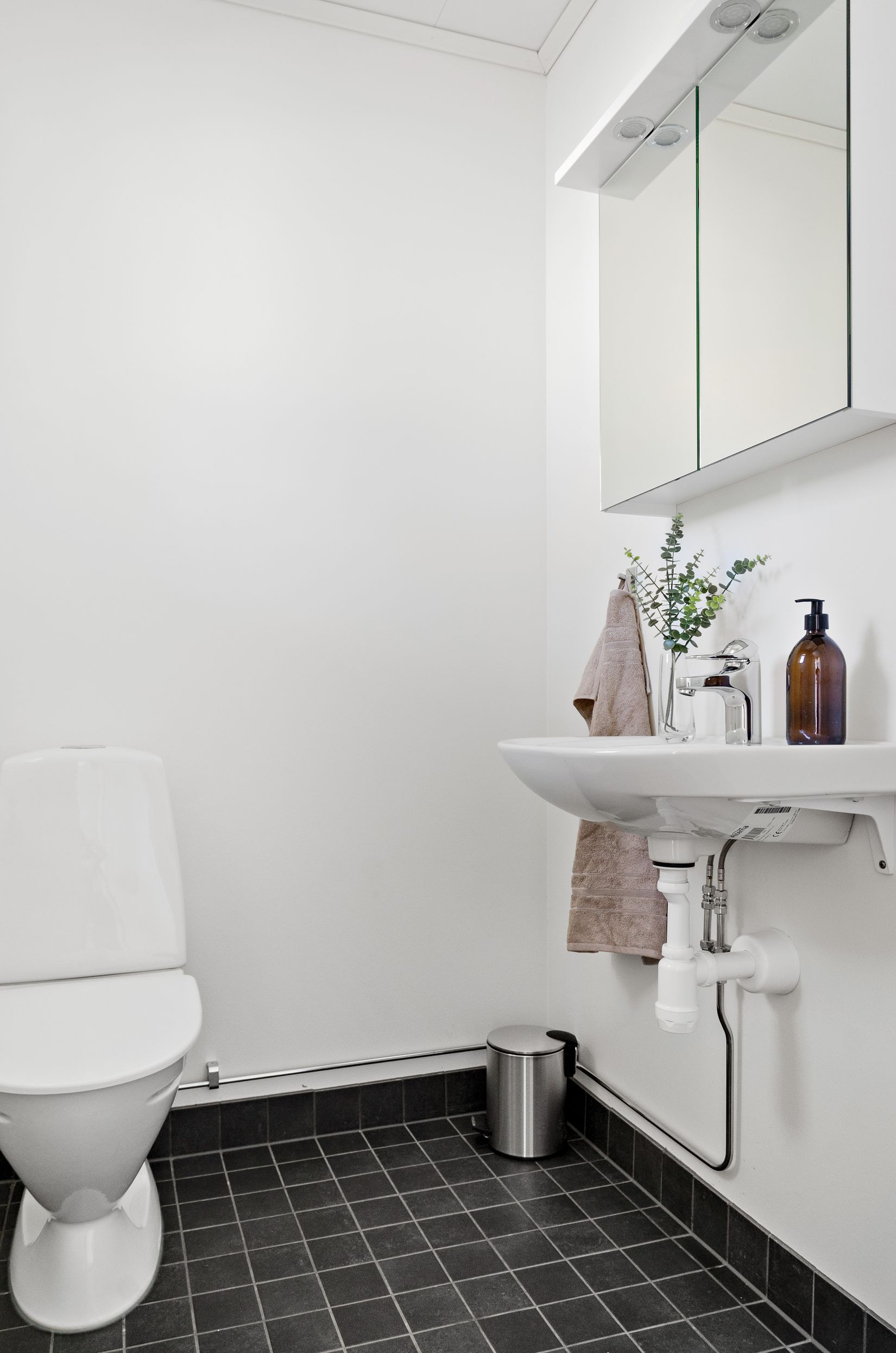 Radhus, Rönnvägen 7A-7B, Storhogna, Berg