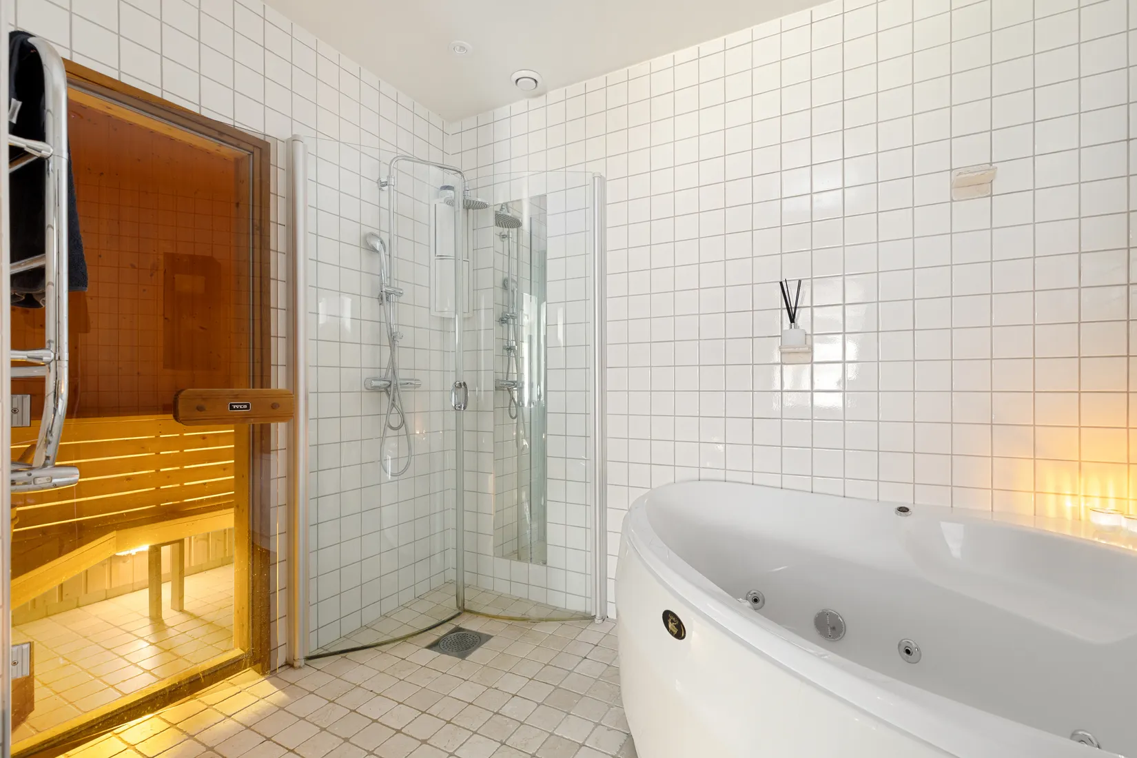 Villa, Spärrvägen 4B, Haninge