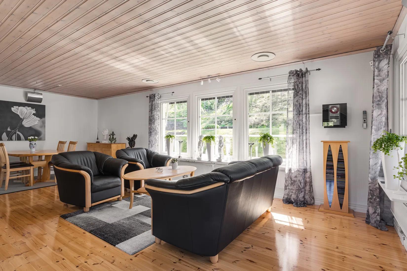 Villa, Charlottenbergsvägen 13, Kisa, Kinda