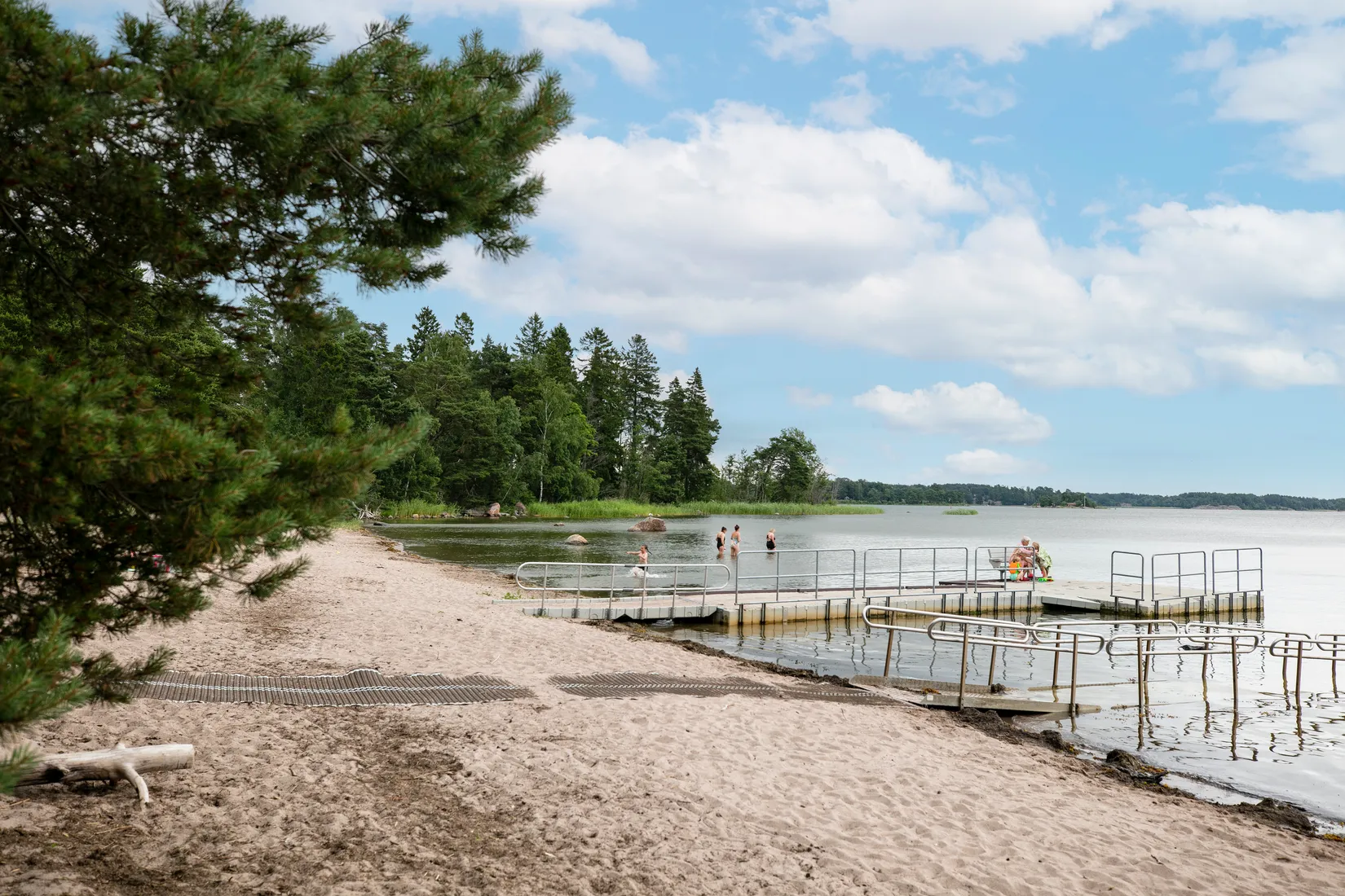 Radhus, Rosenhillsvägen 8, Arnö, Nyköping