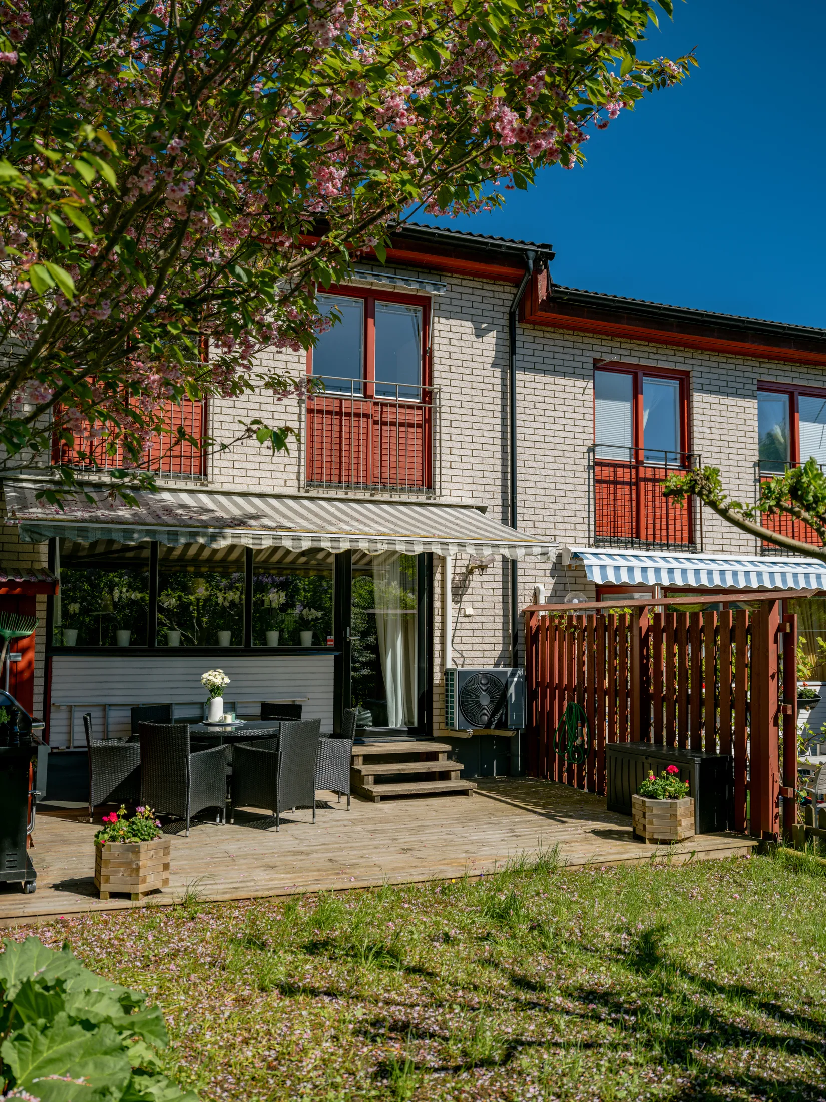 Villa, Radhus, Tetorpsvägen 40, Centrala Väsby, Upplands Väsby