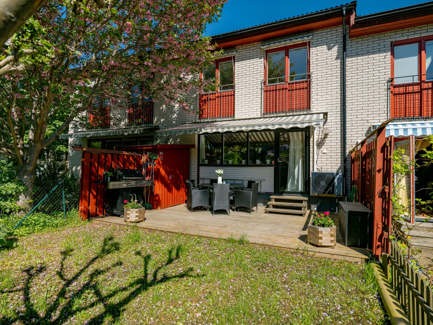 Villa, Radhus, Tetorpsvägen 40, Centrala Väsby, Upplands Väsby