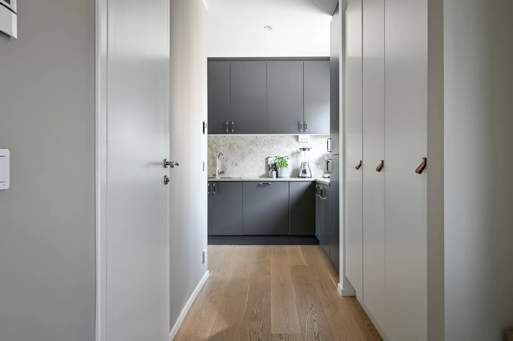 Radhus, Kvittenvägen 9, Vistaberg, Huddinge